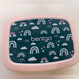 Bentgo Kids Lunch Box Green Pink Rainbow Design Bento